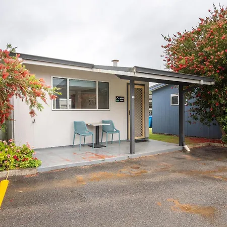 Tasman Holiday Parks - Albany Room photo