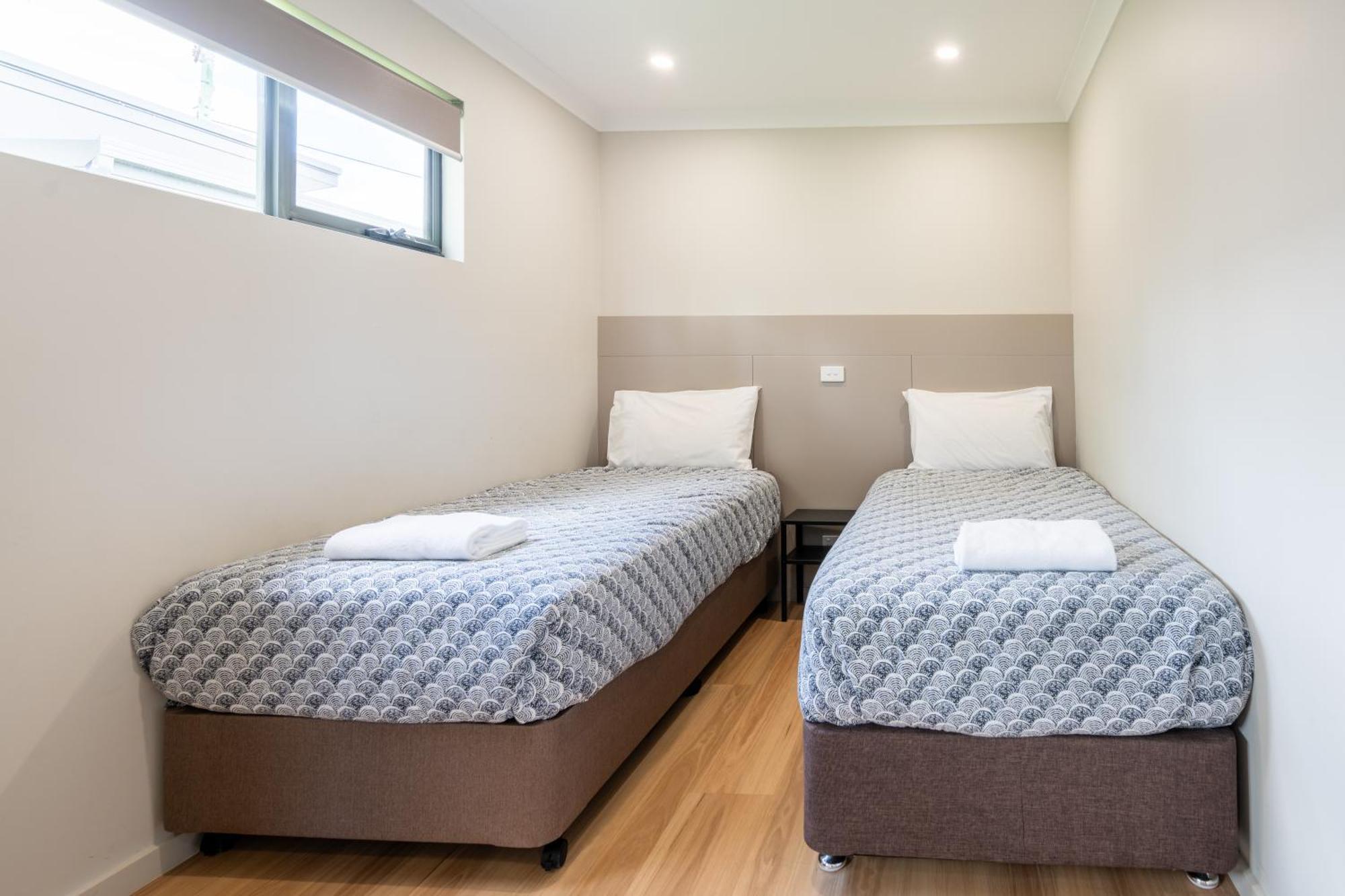 Tasman - 4*